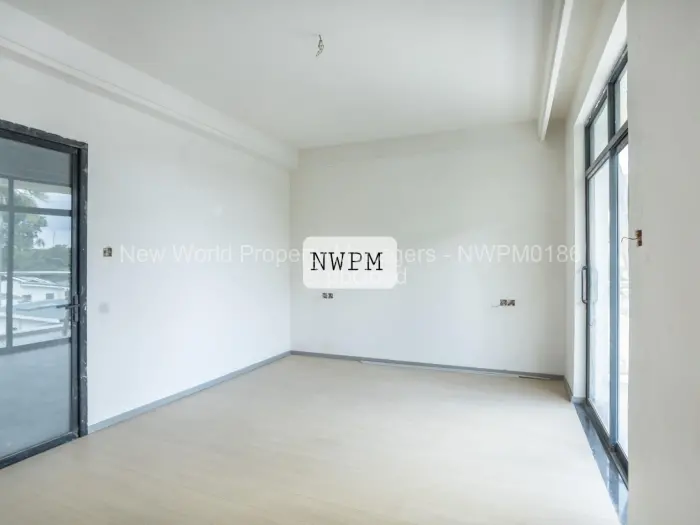 Townhouse/Cluster for Sale in Highlands, Harare