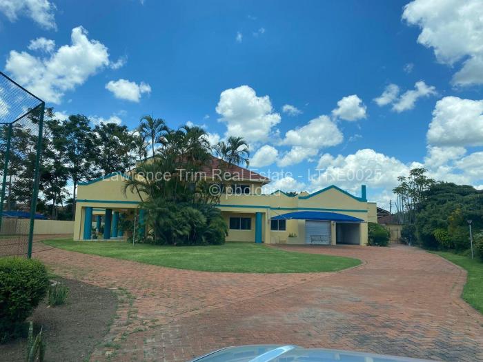 6 Bedroom House for Sale in Mount Pleasant, Harare