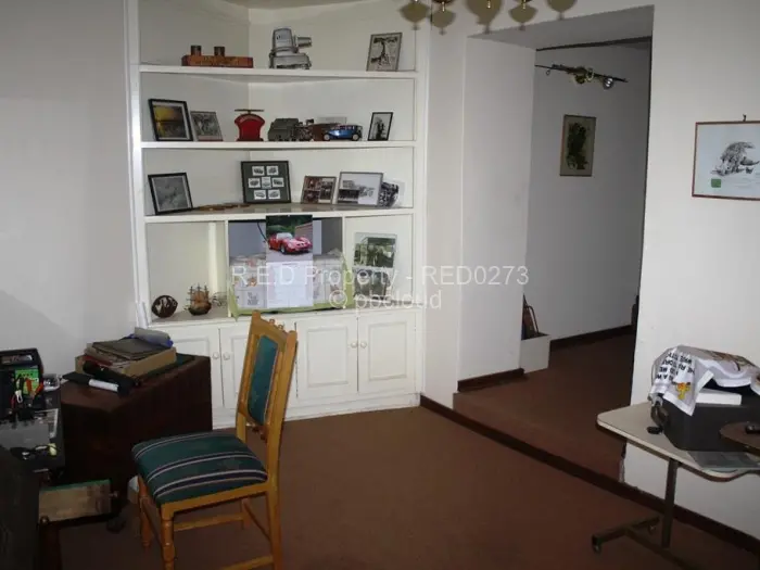 4 Bedroom House for Sale in Burnside, Bulawayo