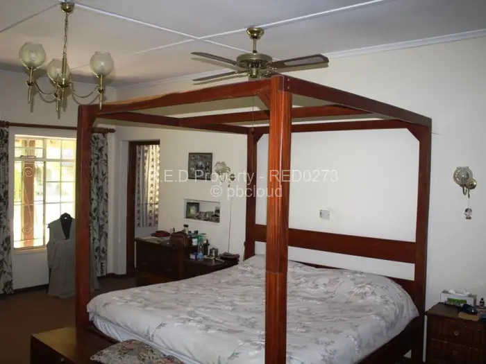 4 Bedroom House for Sale in Burnside, Bulawayo