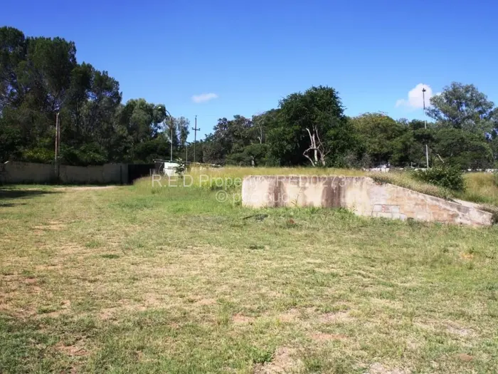 4 Bedroom House for Sale in Burnside, Bulawayo