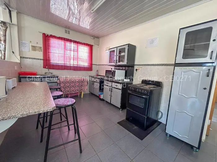 1 Bedroom Cottage/Garden Flat to Rent in Montrose Byo, Bulawayo