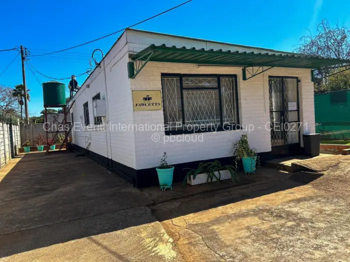 1 Bedroom Cottage/Garden Flat to Rent in Montrose Byo, Bulawayo