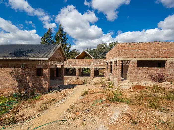 5 Bedroom House for Sale in Glen Lorne, Harare