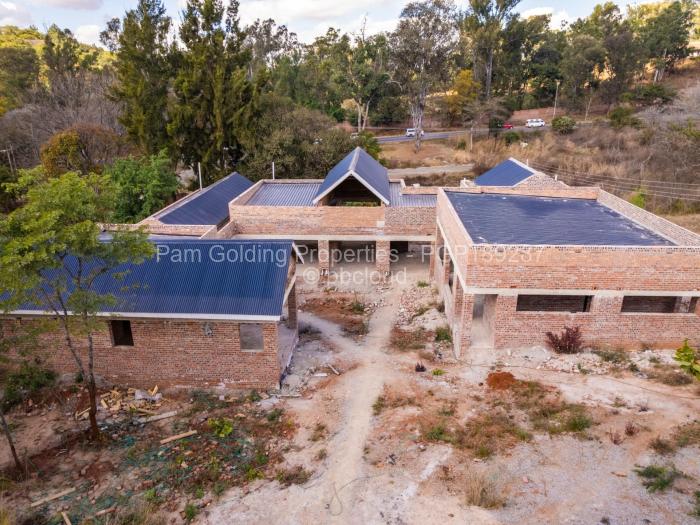 5 Bedroom House for Sale in Glen Lorne, Harare