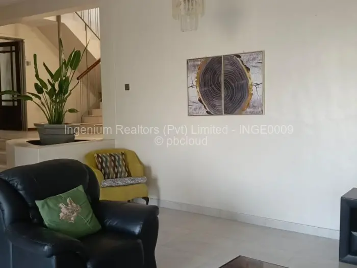 5 Bedroom House to Rent in Helensvale
