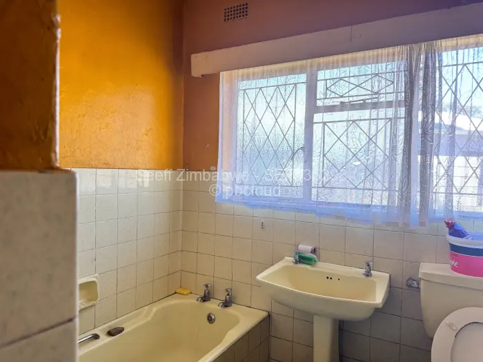 3 Bedroom House for Sale in Hatfield, Harare