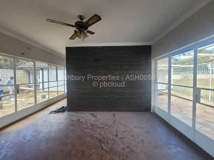 3 Bedroom House to Rent in Mount Pleasant