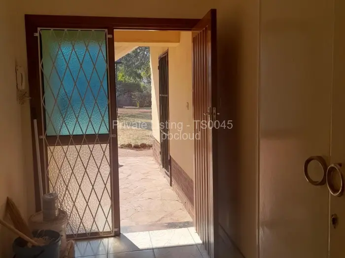 4 Bedroom House to Rent in Mandara