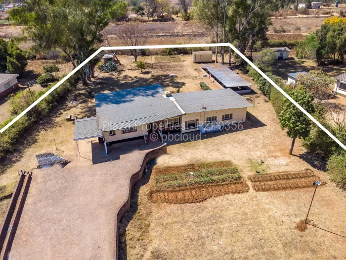 5 Bedroom House for Sale in Daylesford, Gweru