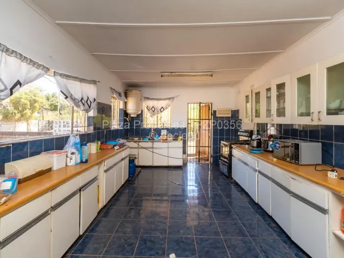 5 Bedroom House for Sale in Daylesford, Gweru
