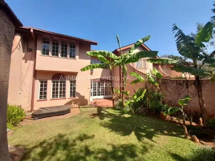 Townhouse/Complex/Cluster to Rent in Avenues