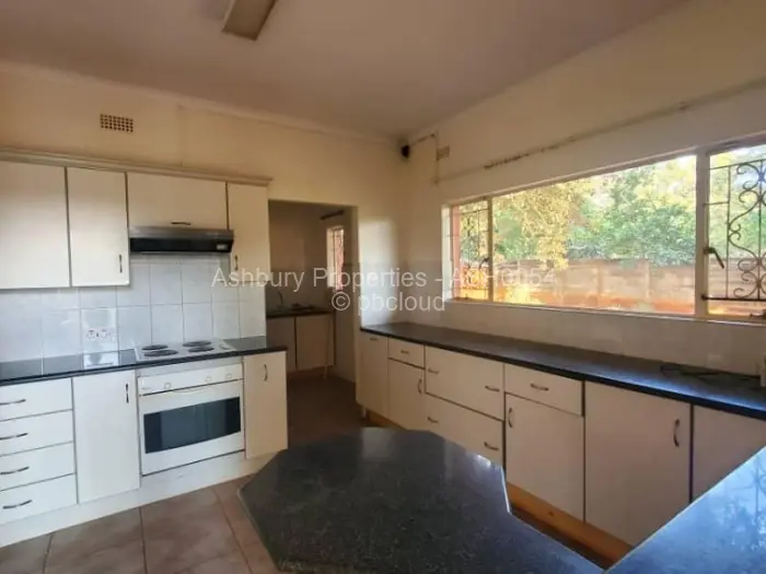 4 Bedroom House to Rent in Greendale North