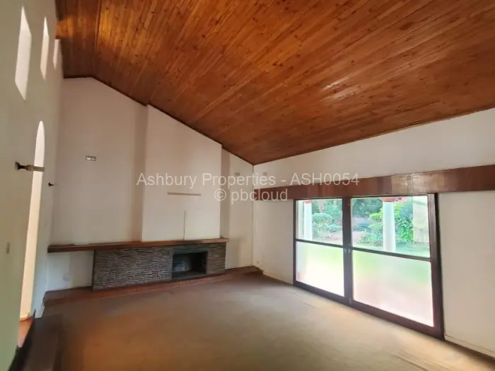 4 Bedroom House to Rent in Greendale North