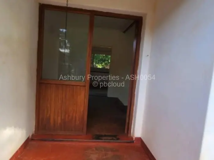 4 Bedroom House to Rent in Greendale North