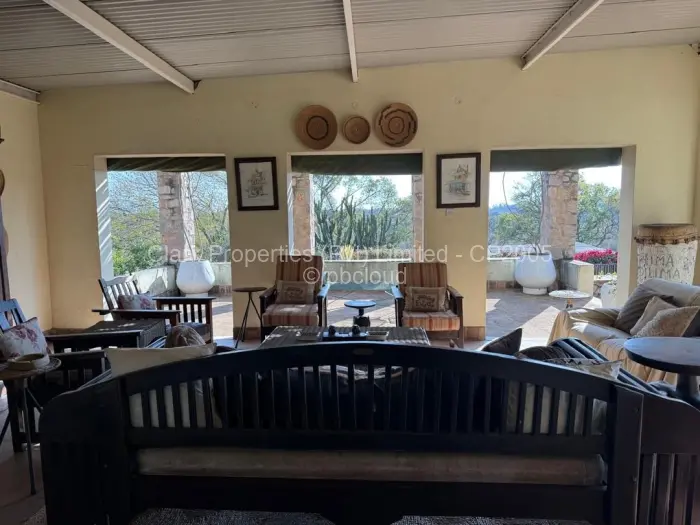 4 Bedroom House for Sale in Burnside, Bulawayo