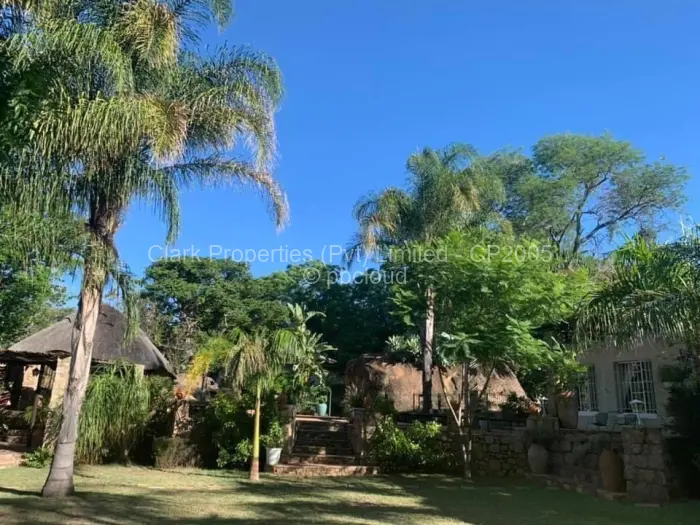 4 Bedroom House for Sale in Burnside, Bulawayo