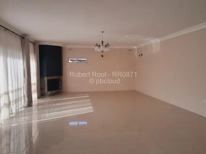 4 Bedroom House to Rent in Borrowdale Brooke