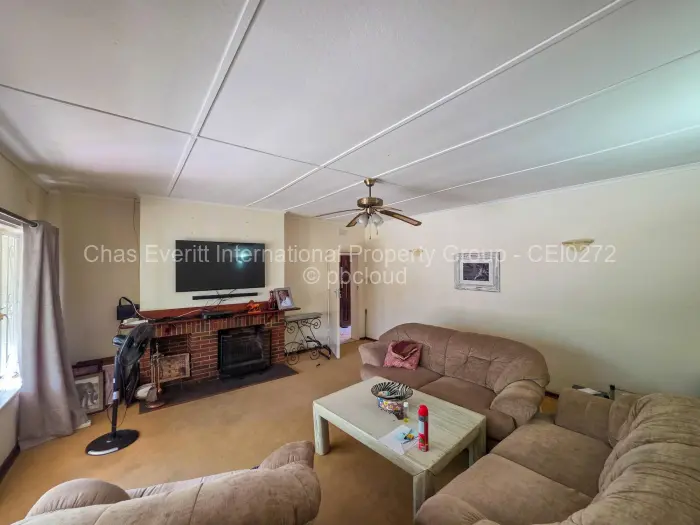 4 Bedroom House for Sale in Hillside Byo, Bulawayo