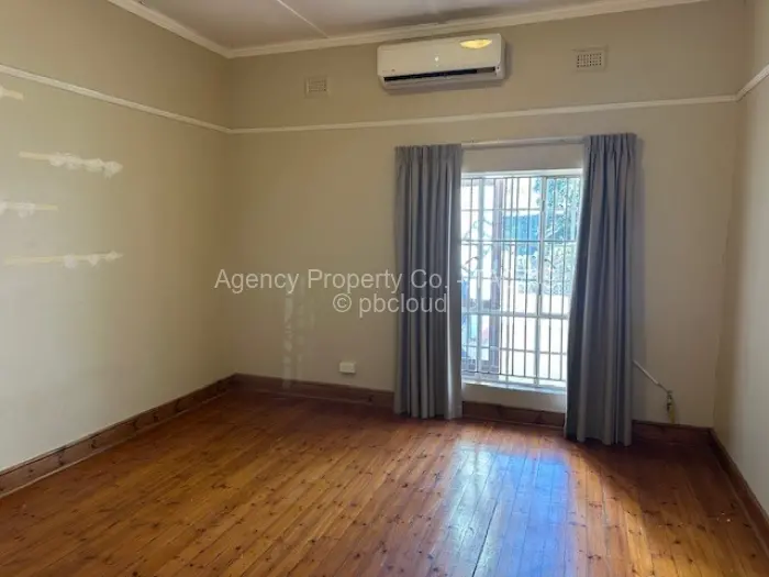 5 Bedroom House to Rent in Highlands, Harare