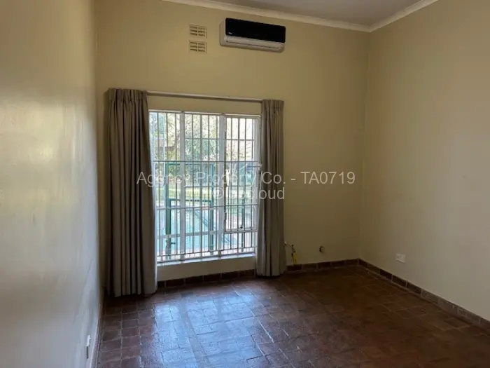 5 Bedroom House to Rent in Highlands, Harare