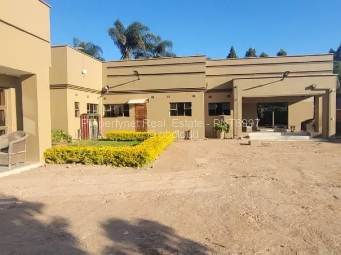 5 Bedroom House for Sale in Helensvale, Harare