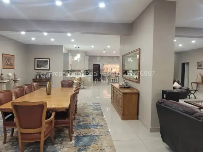 5 Bedroom House for Sale in Helensvale, Harare