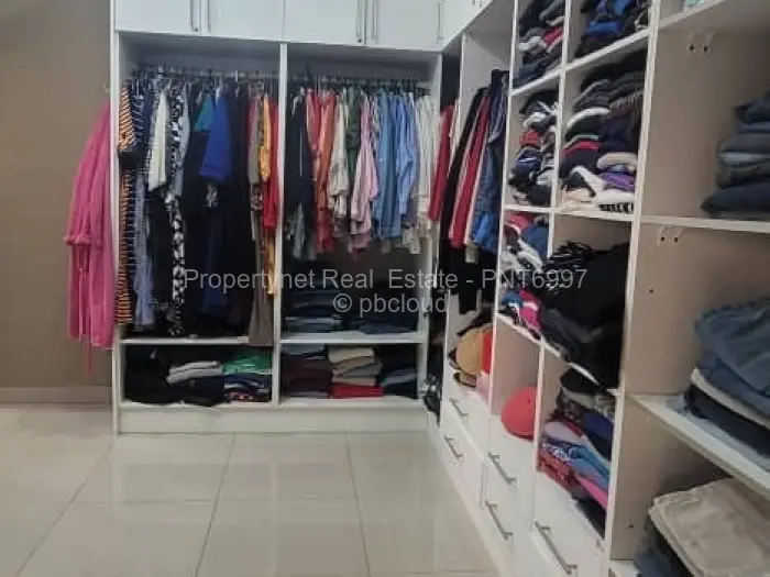 5 Bedroom House for Sale in Helensvale, Harare