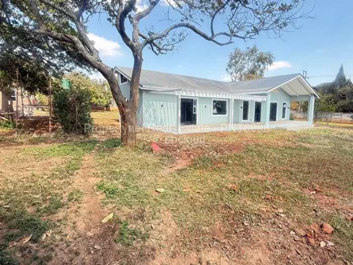 3 Bedroom House for Sale in Mandara, Harare