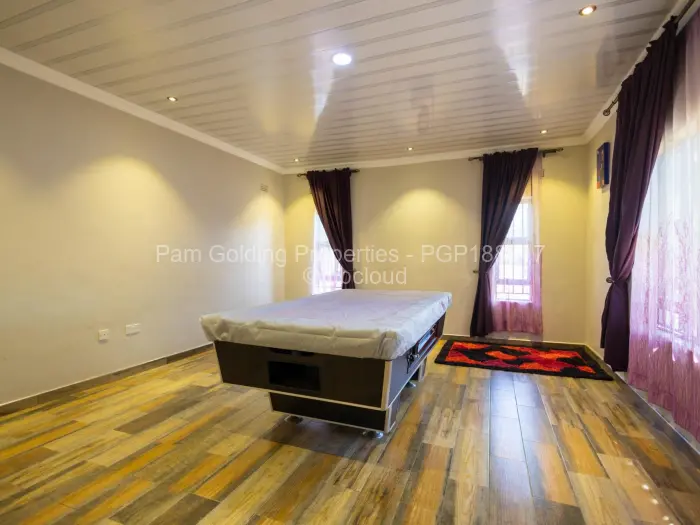 6 Bedroom House for Sale in Brookeview, Harare