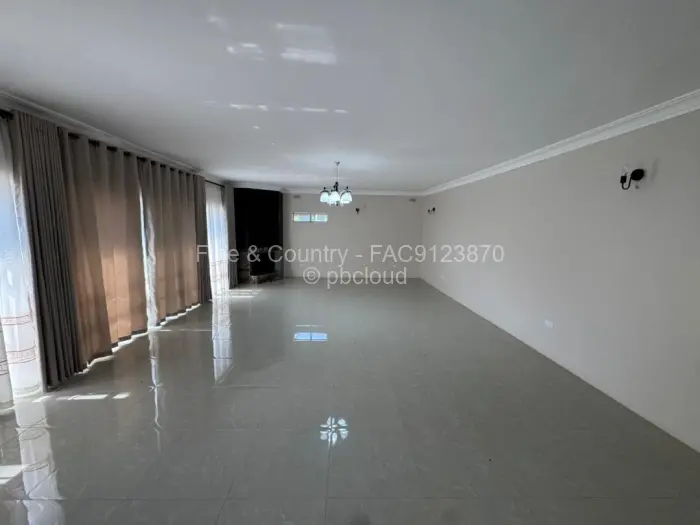 4 Bedroom House to Rent in Borrowdale Brooke