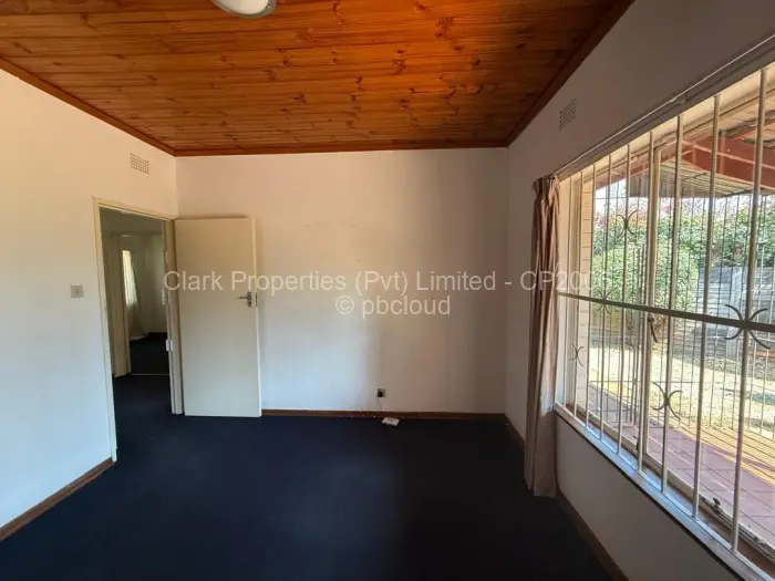 Townhouse/Complex/Cluster to Rent in Mount Pleasant