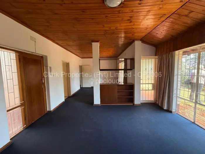 Townhouse/Complex/Cluster to Rent in Mount Pleasant