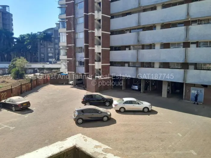 Flat/Apartment to Rent in Avenues