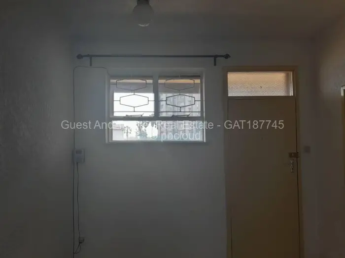 Flat/Apartment to Rent in Avenues