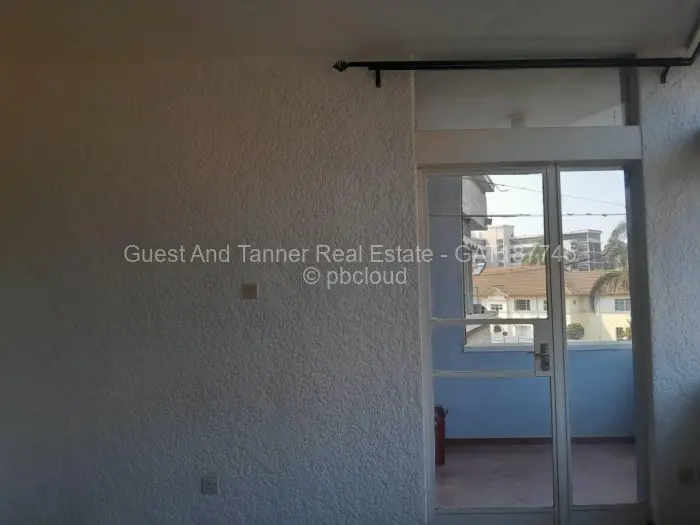 Flat/Apartment to Rent in Avenues