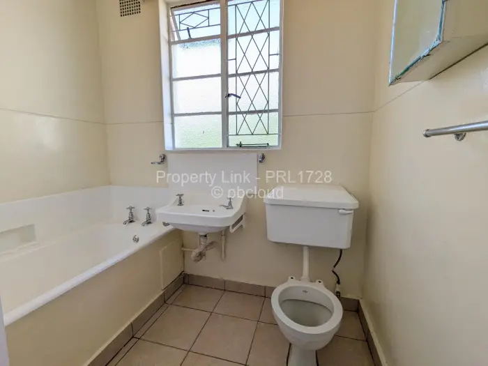 Flat/Apartment to Rent in Avondale