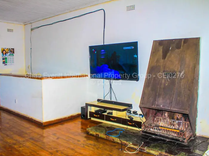 2 Bedroom House for Sale in Chimanimani, Chimanimani