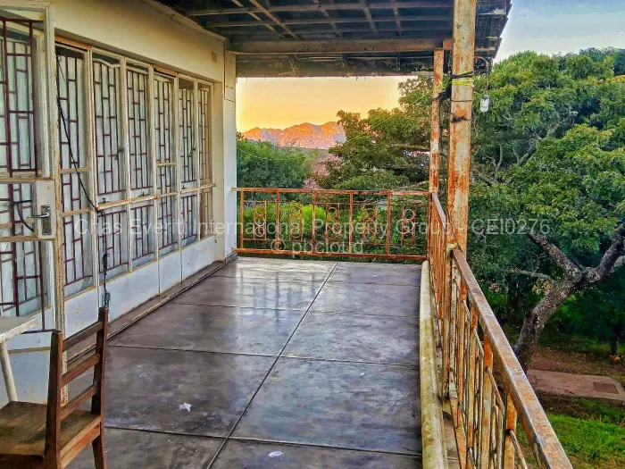 2 Bedroom House for Sale in Chimanimani, Chimanimani