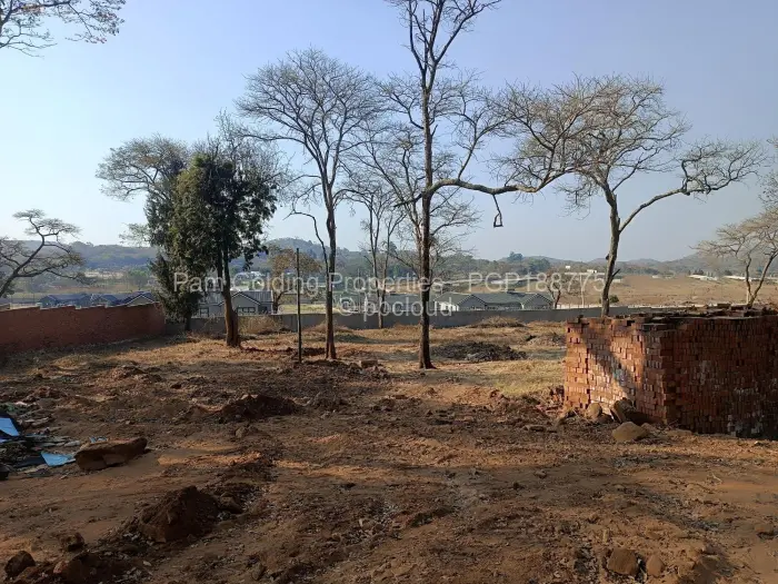 Stand for Sale in Shawasha Hills, Harare