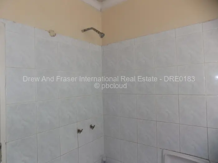 3 Bedroom House to Rent in Msasa Park
