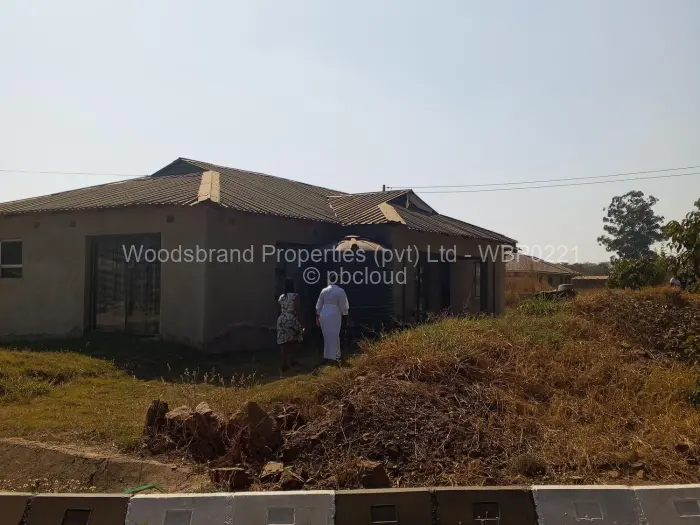 4 Bedroom House for Sale in Glaudina, Harare