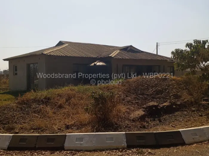 4 Bedroom House for Sale in Glaudina, Harare