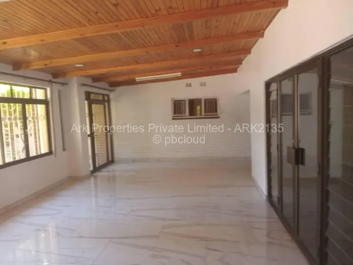3 Bedroom House to Rent in Alexandra Park