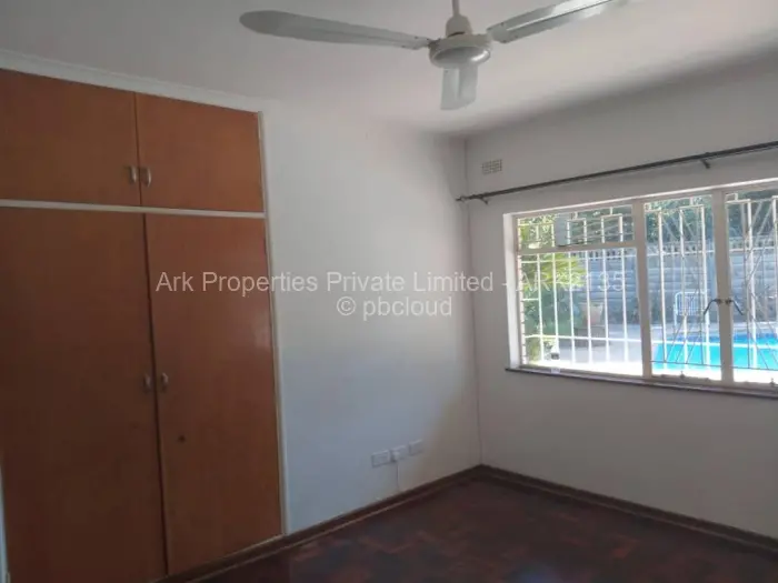 3 Bedroom House to Rent in Alexandra Park