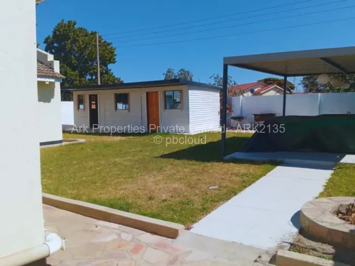 3 Bedroom House to Rent in Mount Pleasant