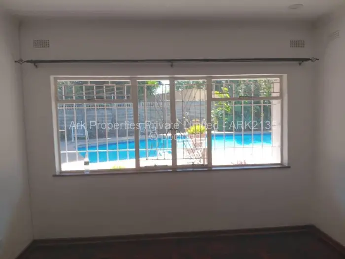 3 Bedroom House to Rent in Alexandra Park
