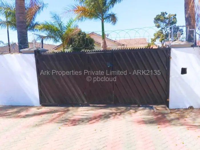 3 Bedroom House to Rent in Mount Pleasant