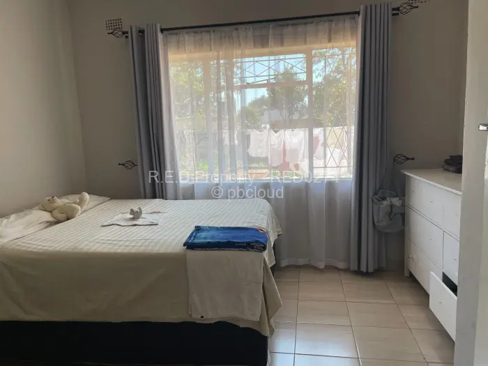 5 Bedroom House for Sale in Parklands, Bulawayo