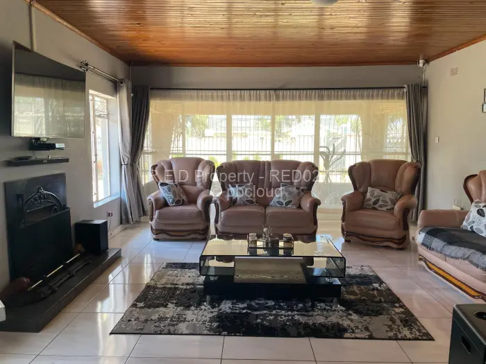 5 Bedroom House for Sale in Parklands, Bulawayo